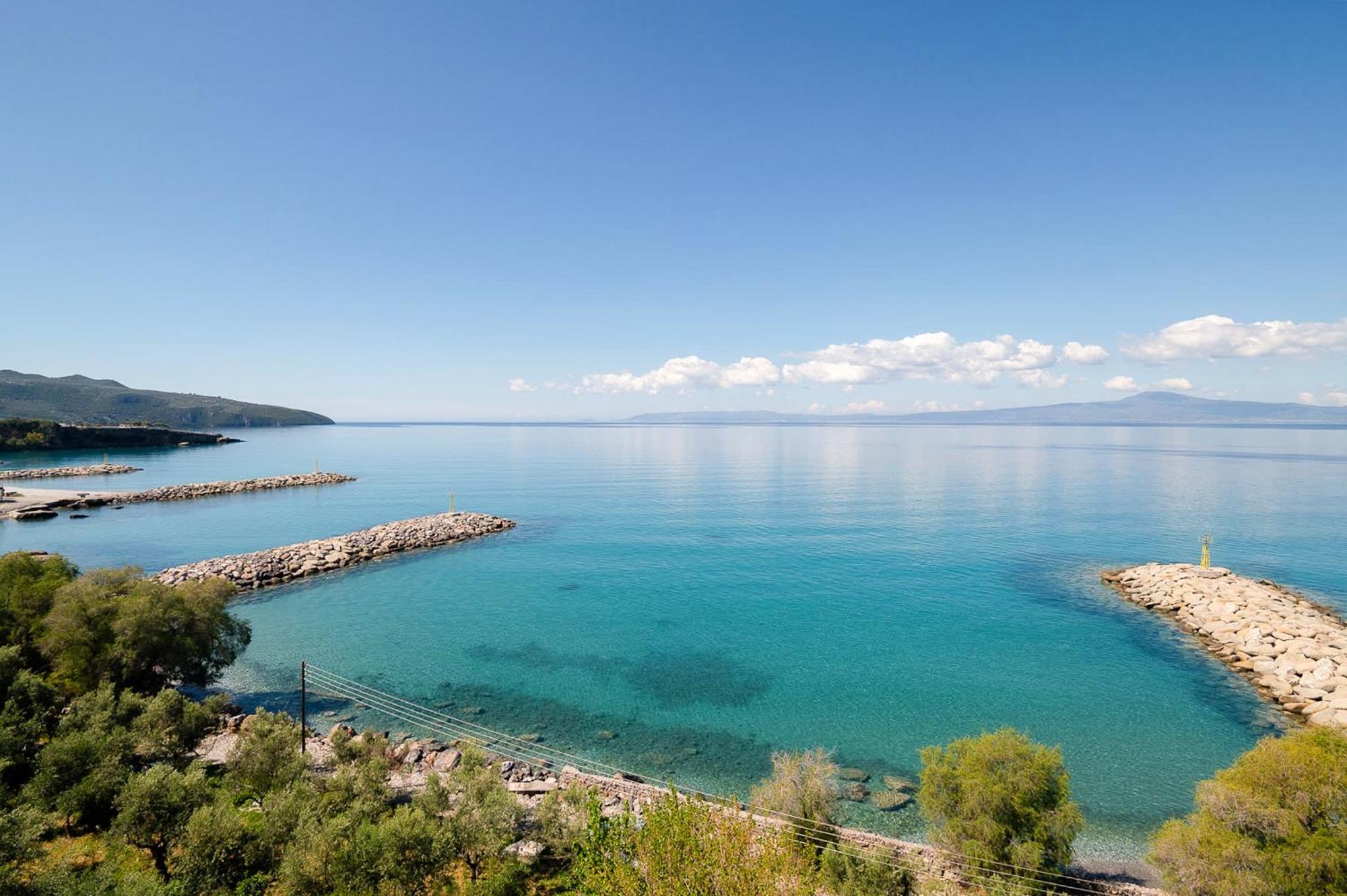 Pouletis Family Apartments - Akroyali Seaview Getaways Kalamata Esterno foto